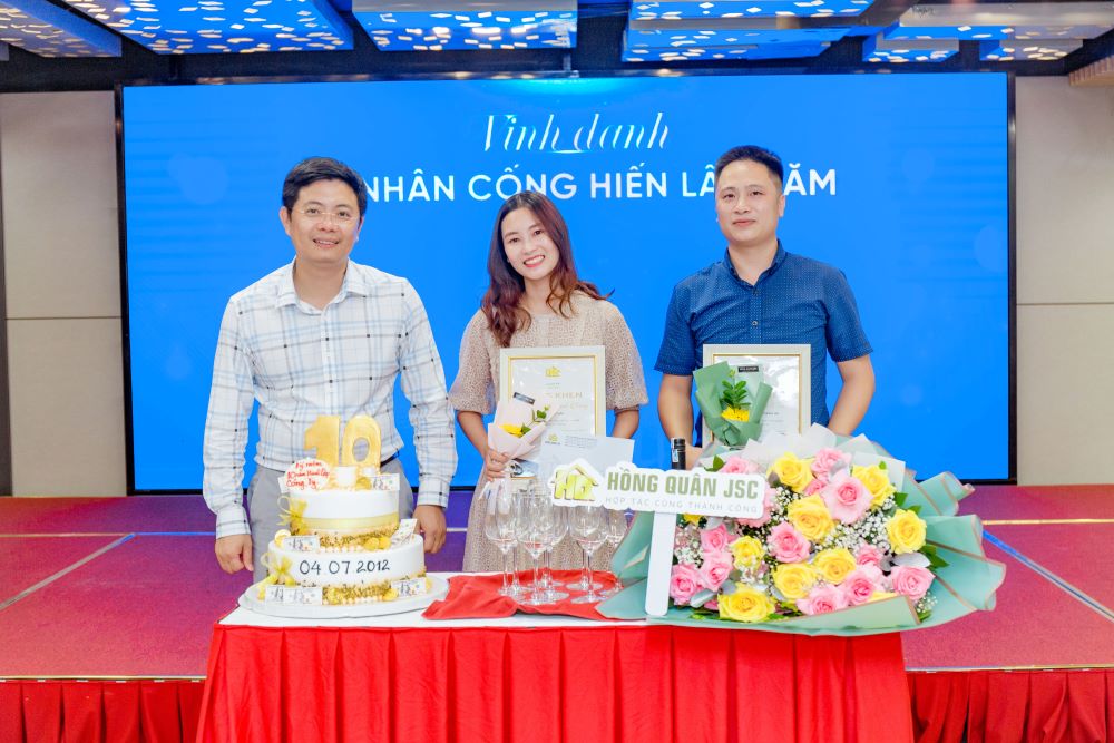 Kinh nghiệm tổ chức sinh nhật công ty