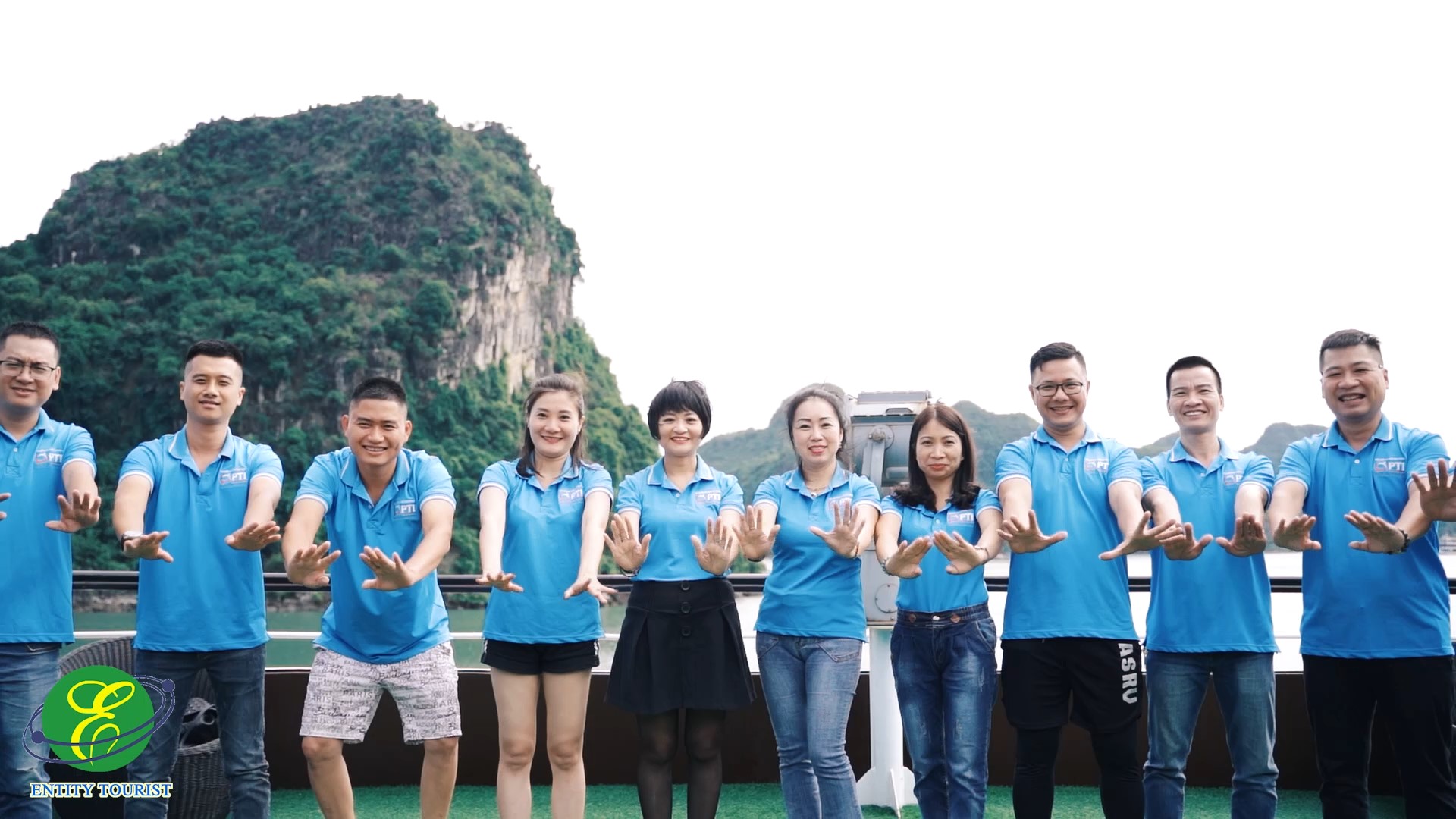 Quay phim tren vinh ha long